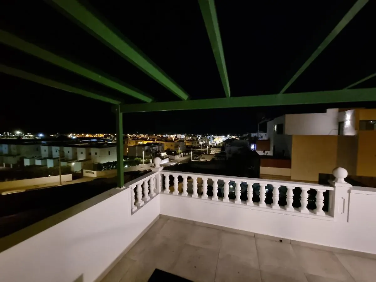 Casa Vedas - 3 Bedroom Villa With Private Pool Puerto del Carmen  Puerto del Carmen (Lanzarote)
