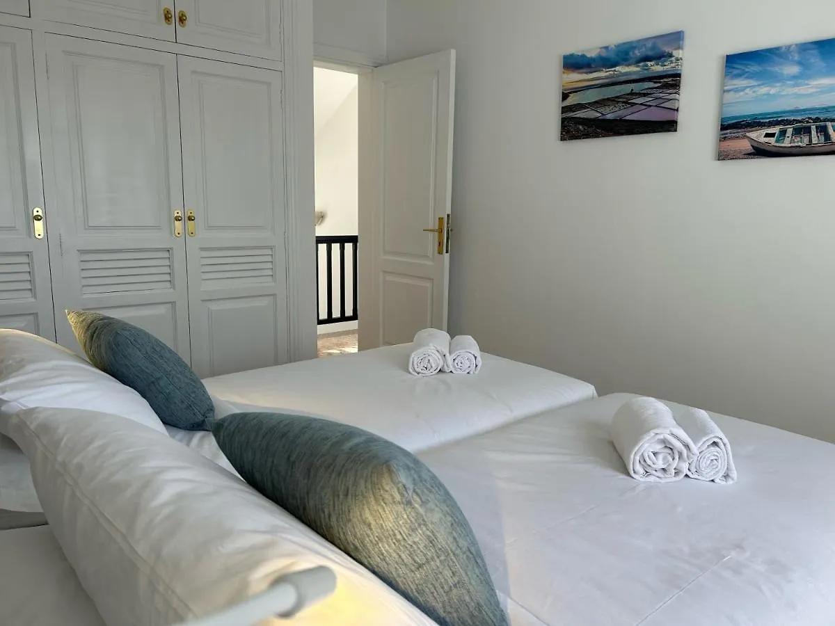 Casa Vedas - 3 Bedroom Villa With Private Pool Puerto del Carmen   Puerto del Carmen (Lanzarote)
